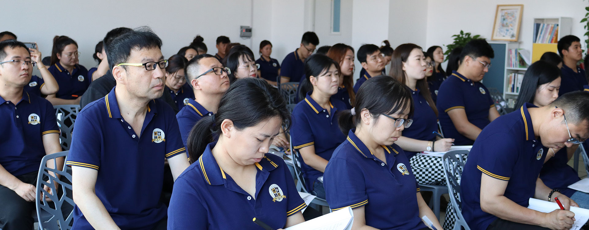 透东北女人的逼